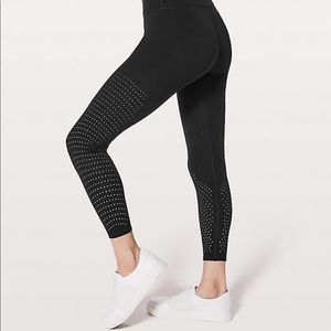 Lululemon 7/8 Reveal Tight Vortex Black
